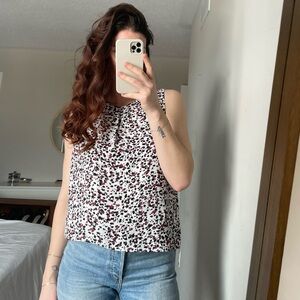 Relaxed Fit Sleeveless White Blouse / Size M / Tiny Dots 🤍🤎 Workwear